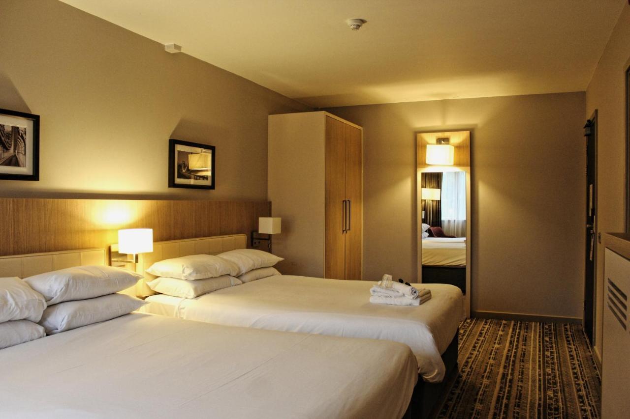 אוקסברידג' Lancaster Hotel מראה חיצוני תמונה
